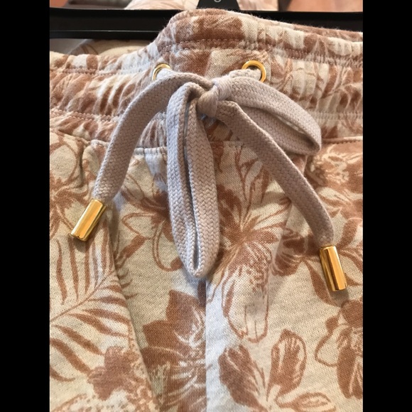 LIFE WORX BY GLORIA VANDERBILT CAPRI FLORAL PRINT - Picture 7 of 8